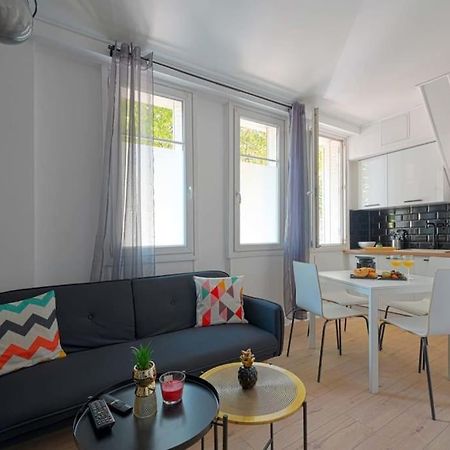 Charmant 2 Pieces A Issy- Les -Moulineaux ภายนอก รูปภาพ
