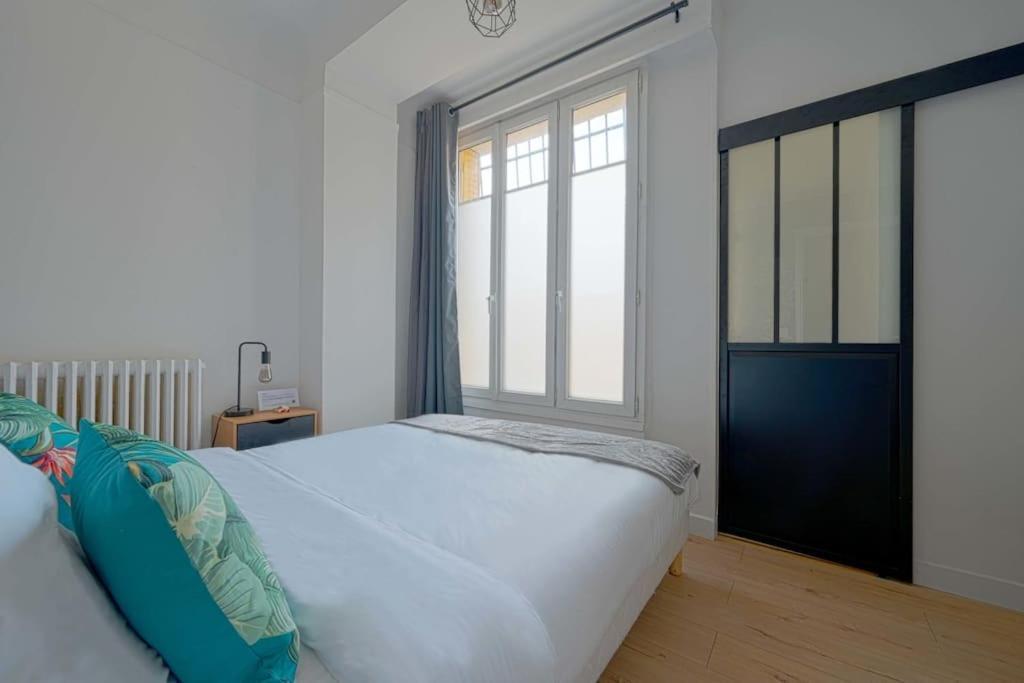 Charmant 2 Pieces A Issy- Les -Moulineaux ภายนอก รูปภาพ